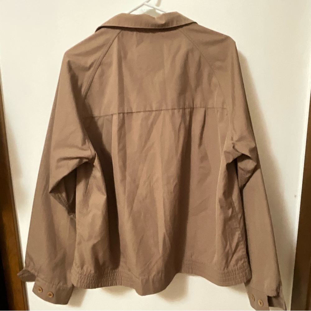 London Fog Women’s Size 44 Regular Zip up Jacket Vintage Tan Beige W/Pockets - Picture 2 of 7